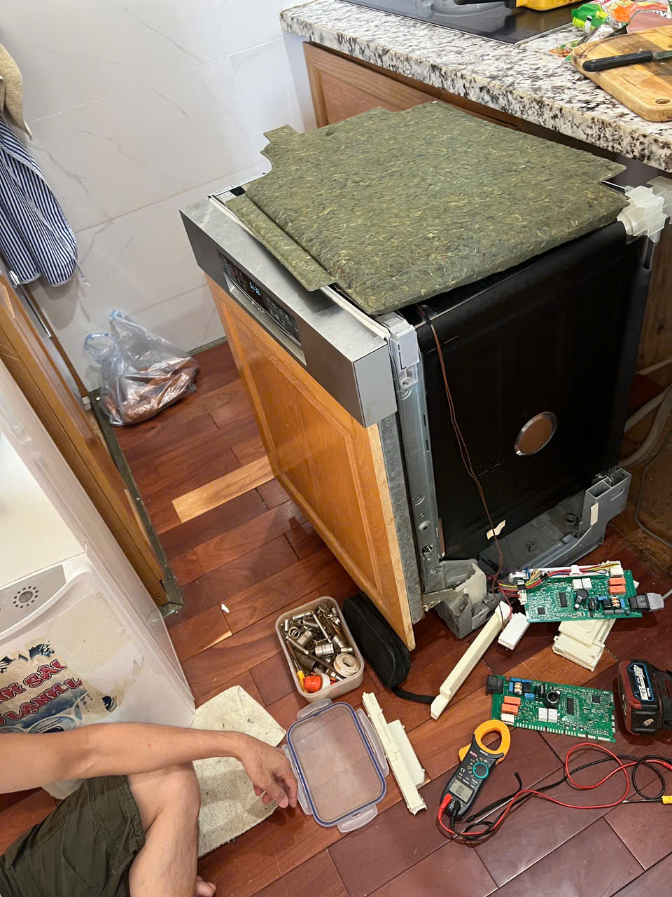 Dịch vụ bảo hành & sửa chữa máy rửa bát Siemens tại nhà